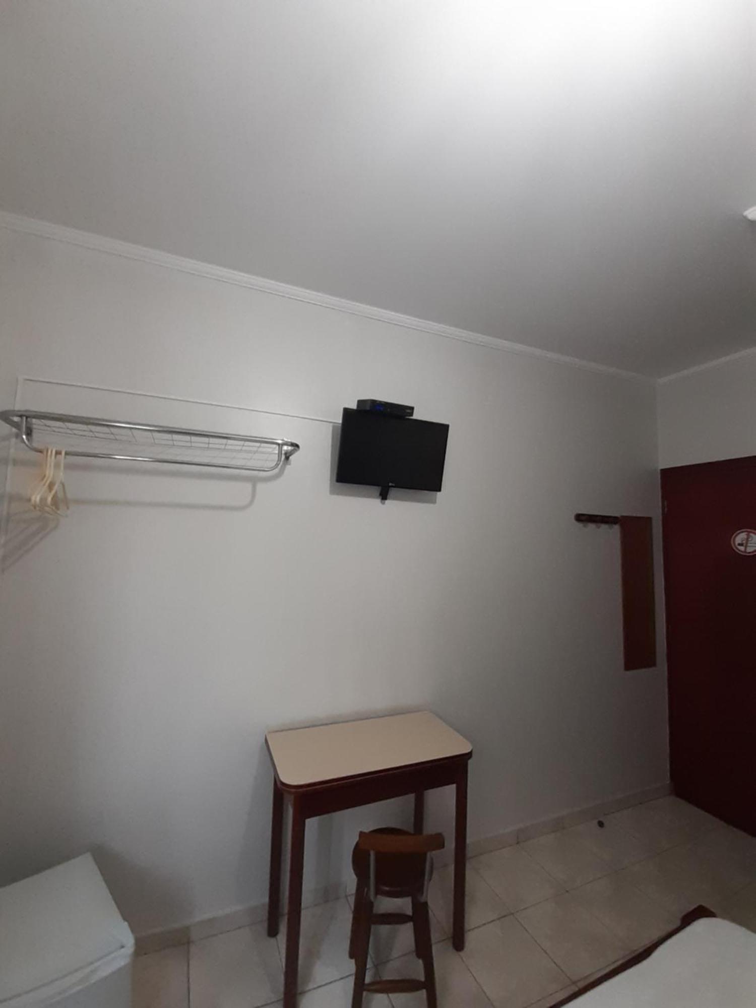 Apeninos Suites Basicas São Paulo Phòng bức ảnh